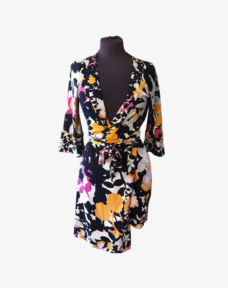 Diane von Furstenberg “Renny” 2000s Kimono-Style Silk Jersey DVF Wrap Dress