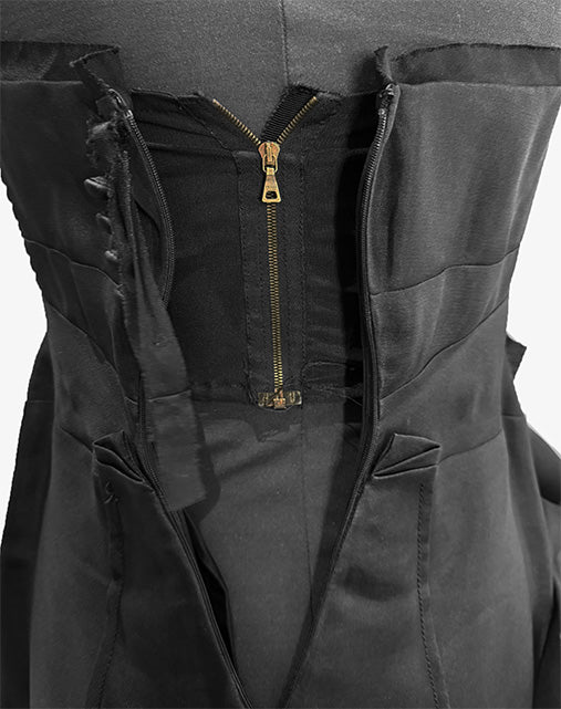 Abito Donna Prada Nero Taglia 42 con Volant in Seta Made in Italy anni 2000