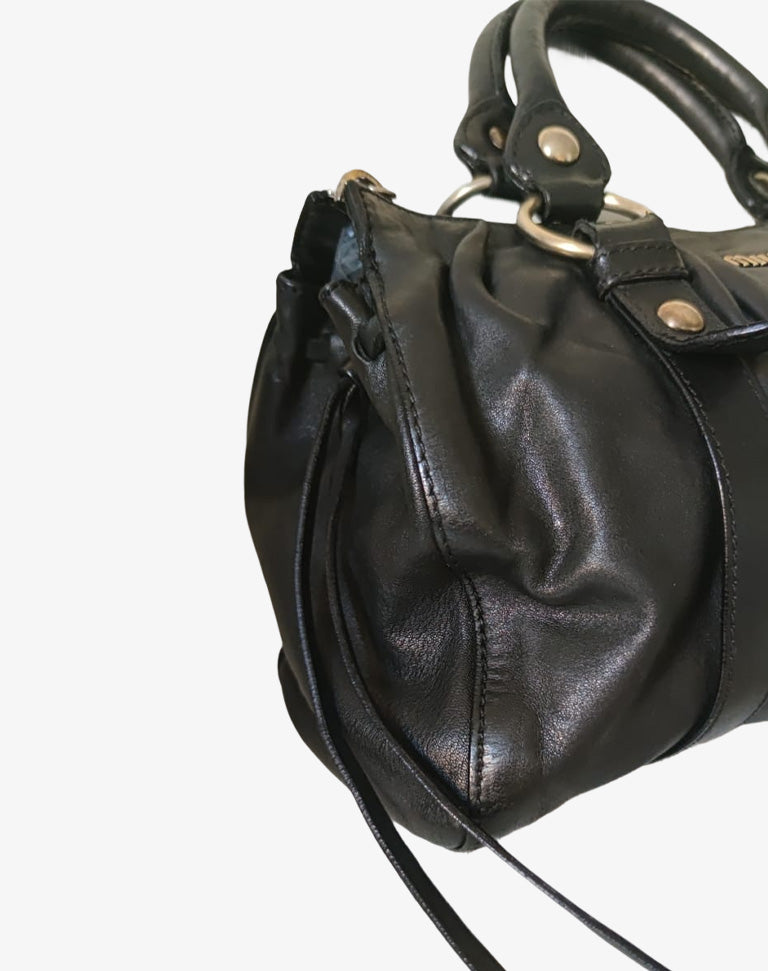 Borsa Miu Miu in pelle nera con tracolla e doppio manico Made in Italy anni 2010