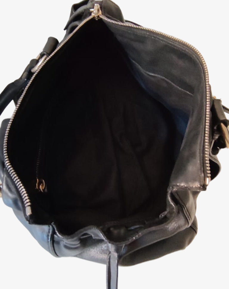 Borsa Miu Miu in pelle nera con tracolla e doppio manico Made in Italy anni 2010