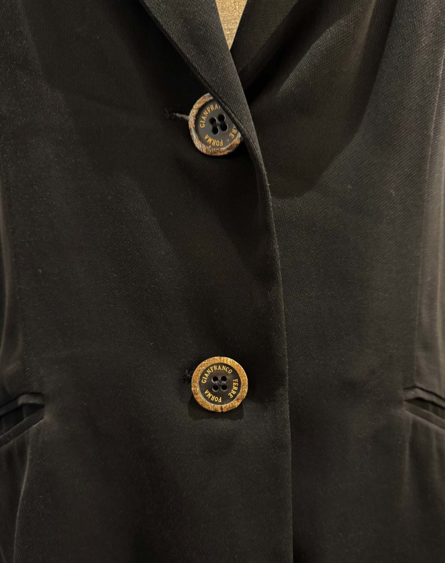 Blazer Gianfranco Ferrè Forma vintage nero architettonico anni 90