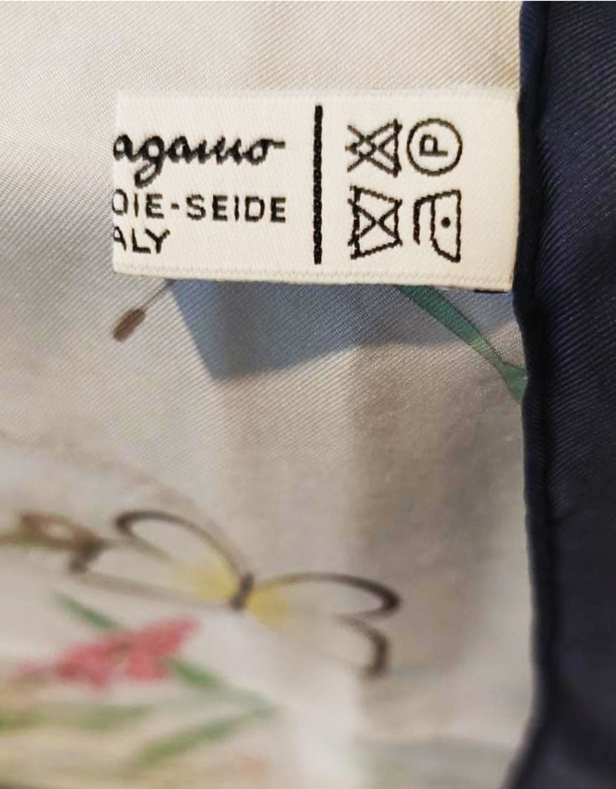 Carrè Salvatore Ferragamo Foulard Vintage in Seta Fiori e Farfalle Anni ’90