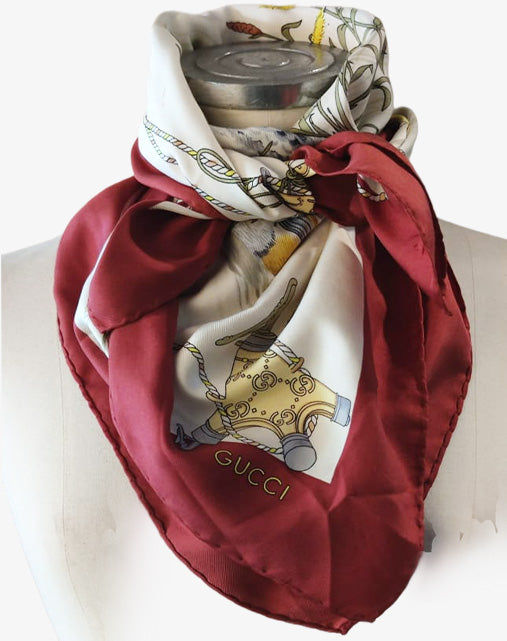 Foulard Carrè Gucci in Seta "Caccia al Fagiano" Bordo Bordeaux
