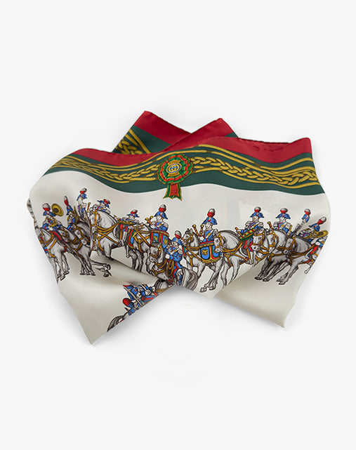 Gucci Trophy Foulard Vintage in Seta 86×86 Made in Italy con Scatola Originale