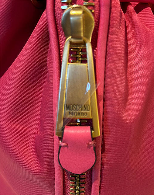 Zaino Moschino Couture Milano Rosa Piccolo in Pelle con Logo Oro – Nuovo con Cartellino