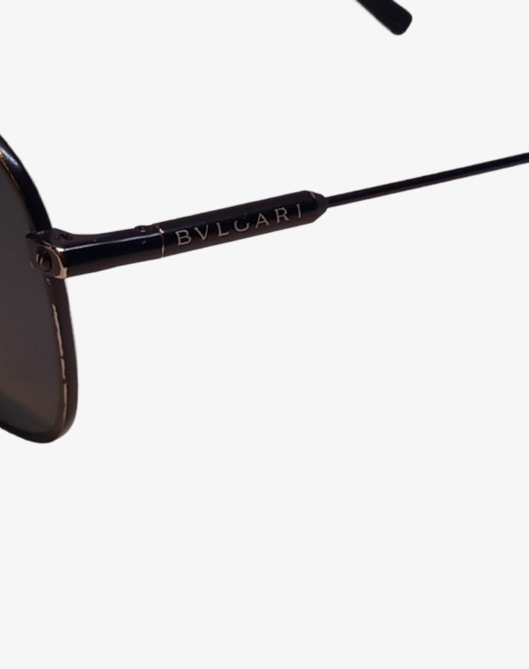 Occhiali da sole Bulgari in metallo scuro