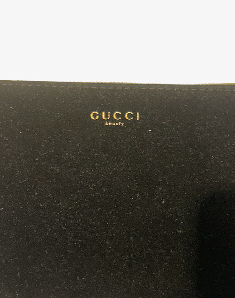 Pochette Gucci Beauty nera effetto velluto con zip anni 2010