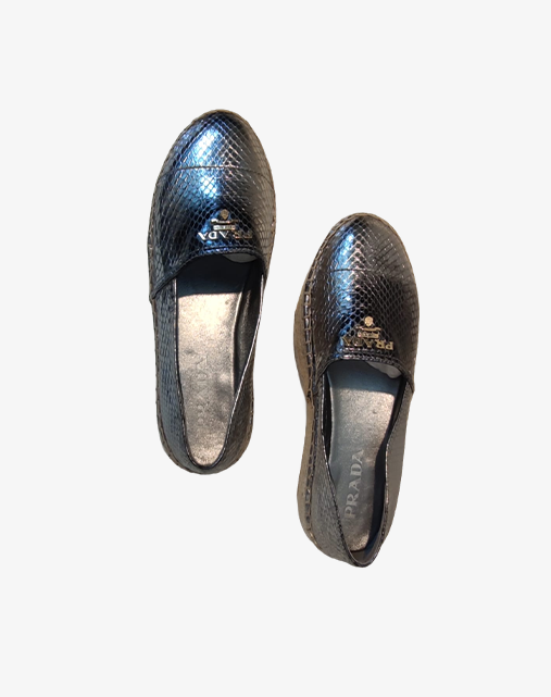 Espadrillas Prada Slip-On in pelle metallizzata argento stampata pitone taglia 39 collezione 2017/2019