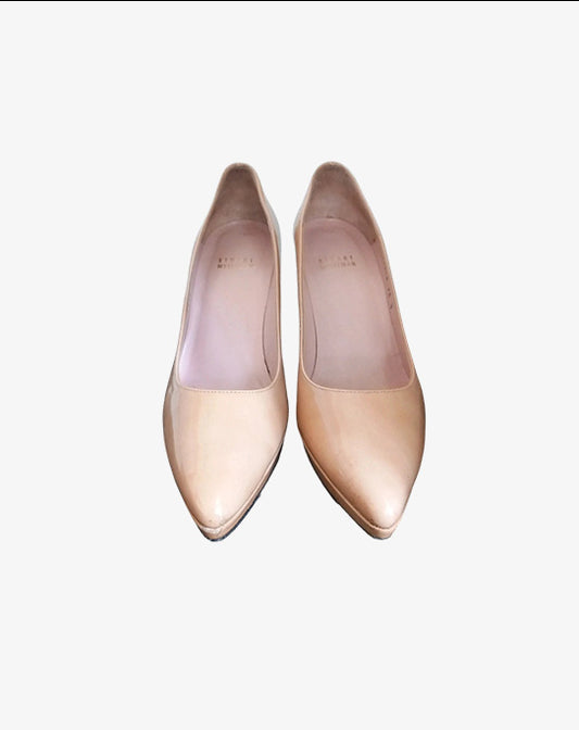 Stuart Weitzman décolleté nude in vernice con tacco alto e plateau con punta affusolata