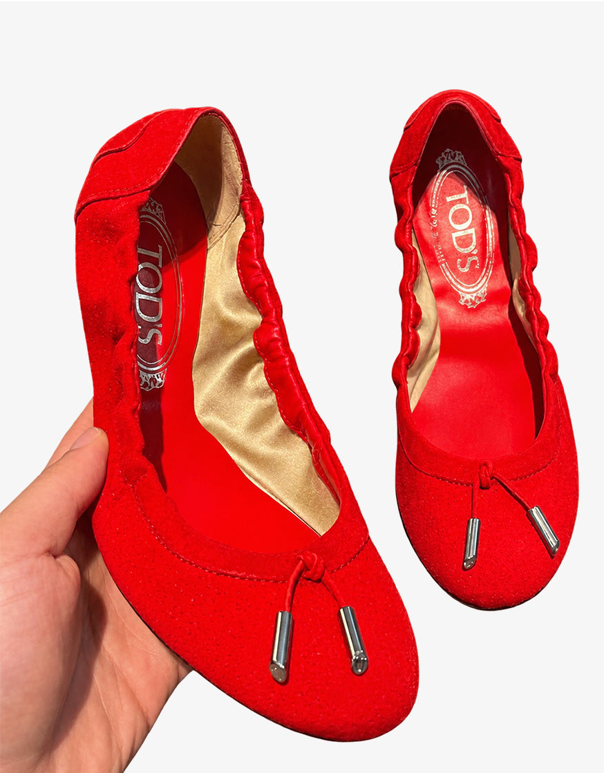 Tod's Mokassin Dee Optical Flower Ballerina Gommino aus rotem Wildleder