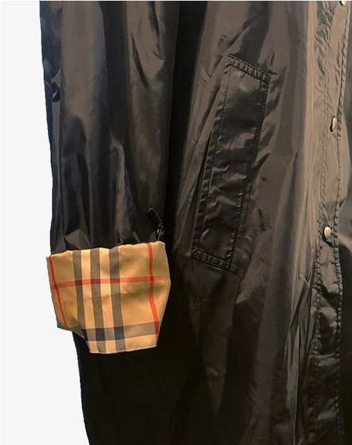 Trench Burberry London Raincoat leggero con cappuccio Nova Check donna